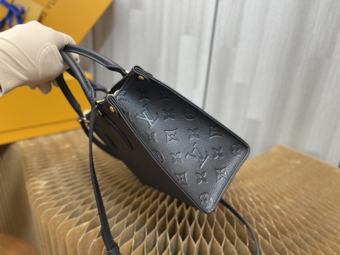 Handbag Louis Vuitton M45653 size 25x19x11.5 cm