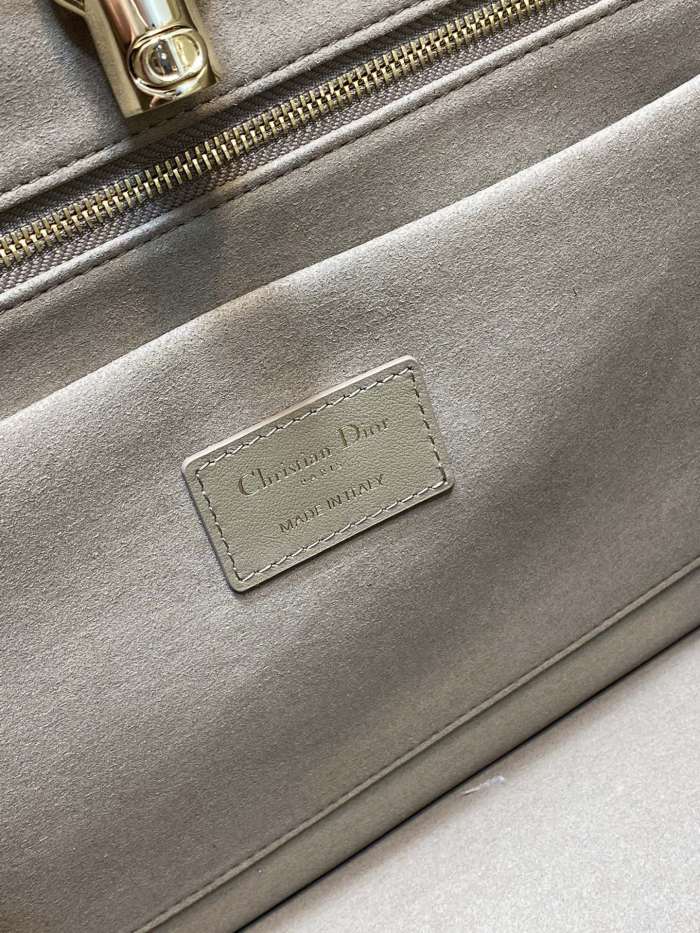Handbag Dior size 36.5*28*17 cm