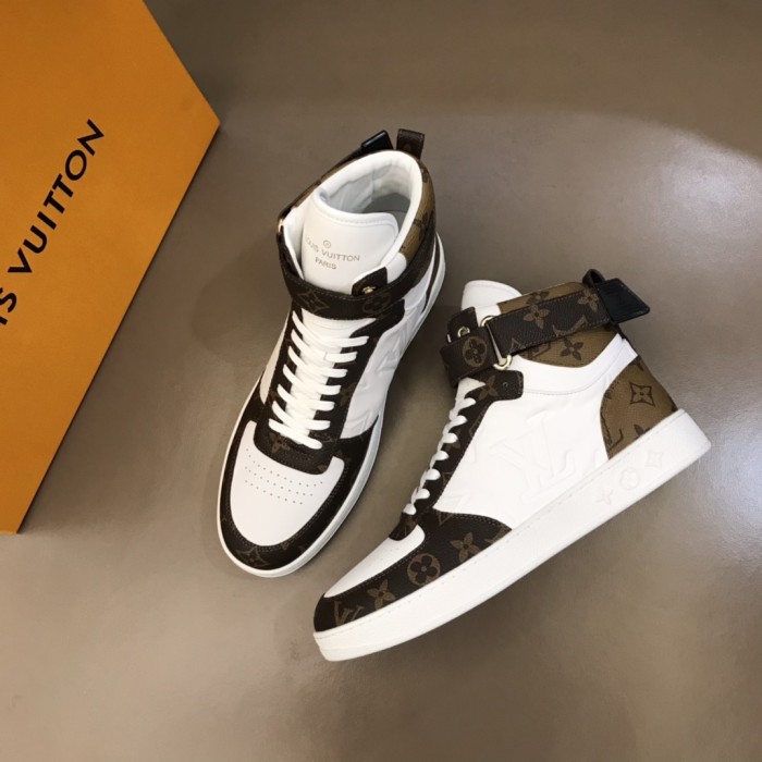 Louis Vuitton Rivoli sneaker 18