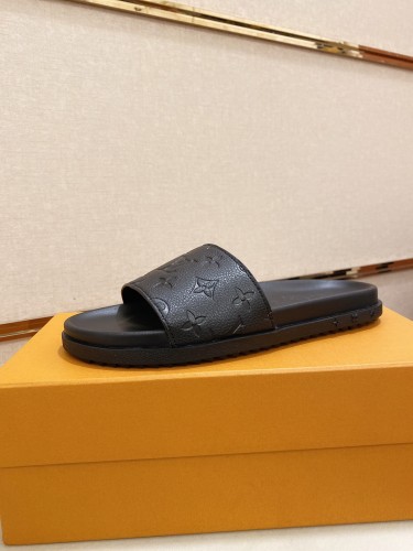 Louis Vuitton Slipper 16