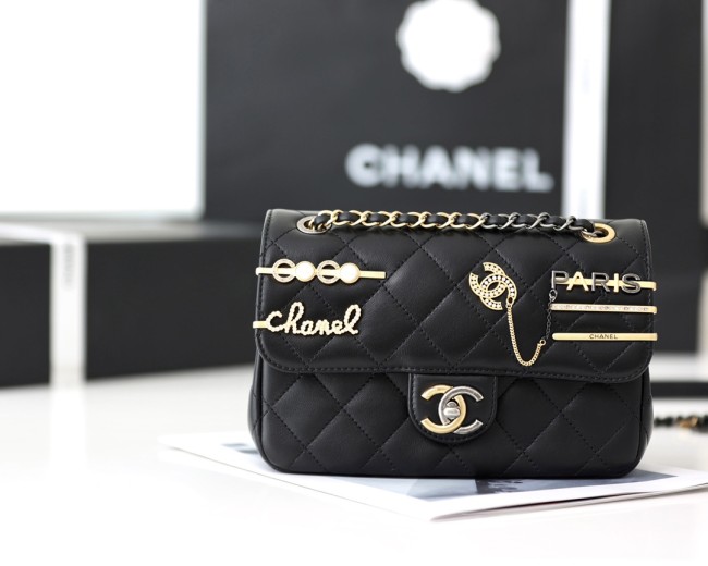 Handbag Chanel size 19x11x8 cm