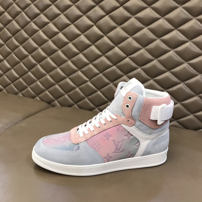 Louis Vuitton Rivoli sneaker 24