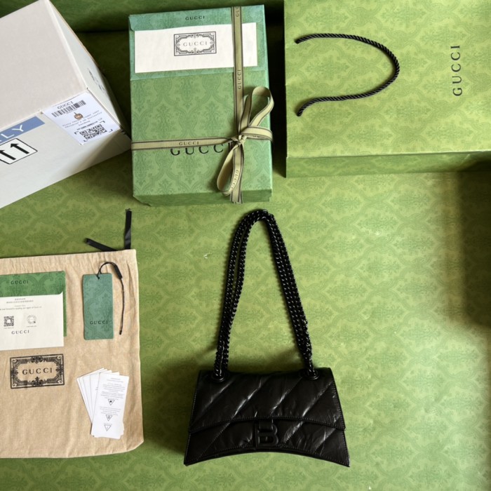 Handbag Gucci 716351 size 25x15x8 cm