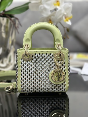 Handbag Dior S0856 size 12 x 10.2 x 5 cm