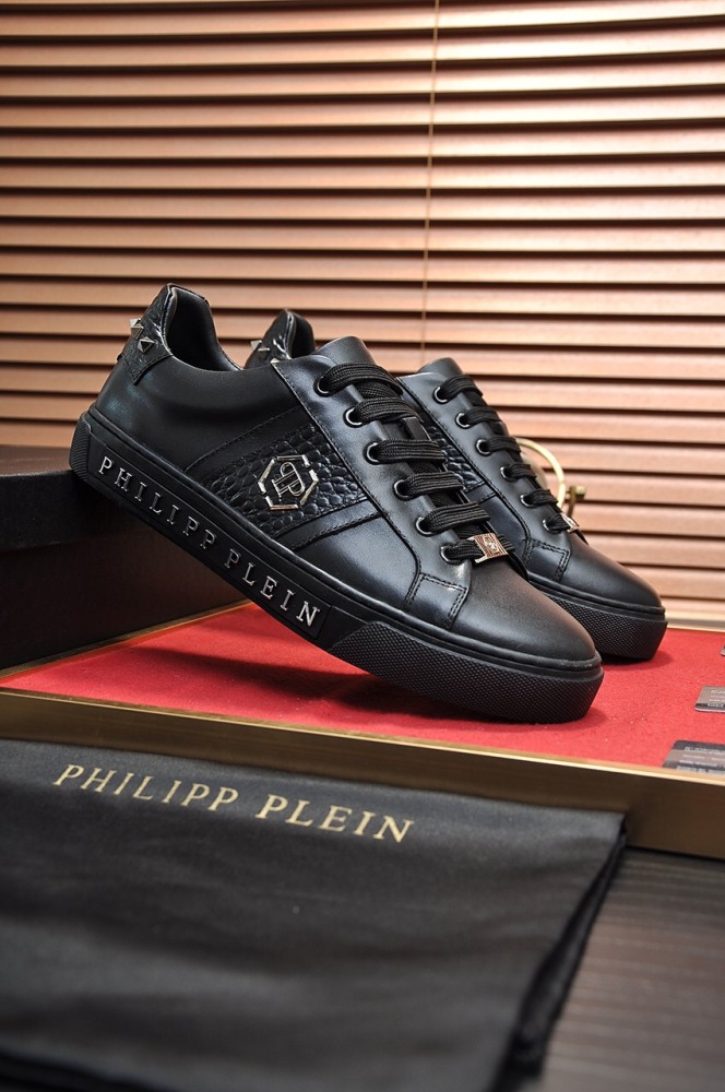 Philipp Plein Low Top Sneakers 2