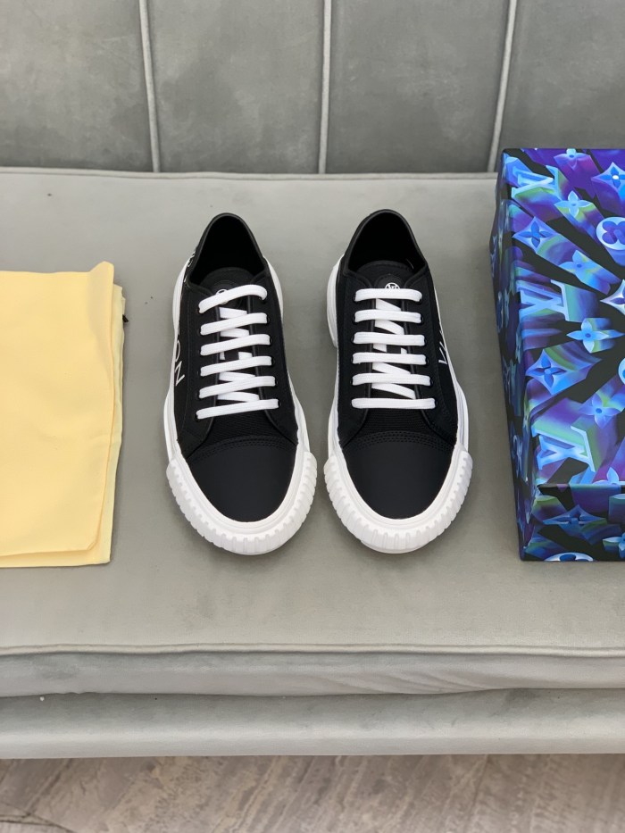 Louis Vuitton Squad sneaker 4