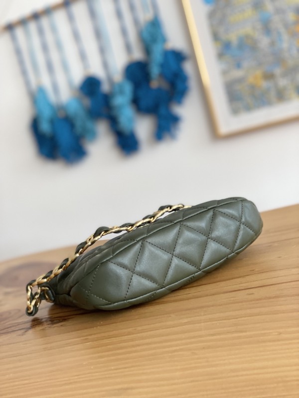 Handbag Chanel AS3562 size 17.5*24*6 cm