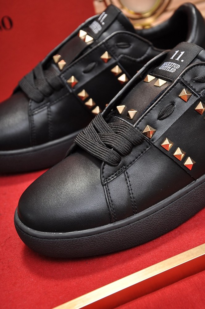Valentino Garavani Rockstud Untitled calfskin sneaker 13