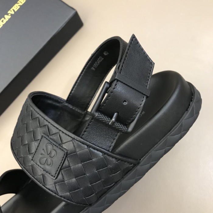 Bottega Veneta Slides 1