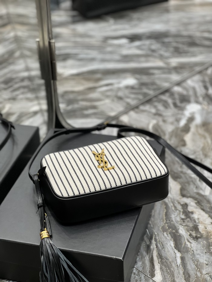 Handbags SAINT LAURENT 520534 size 23x16x6 cm