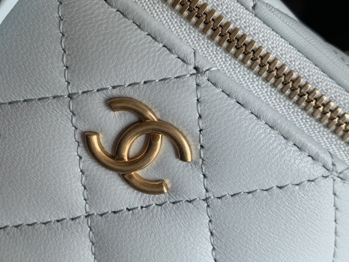 Handbag Chanel size 17.5cmx10cmx8 cm
