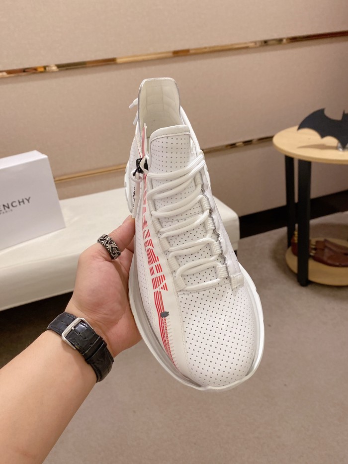 Givenchy Spectre Zip Sneakers 1
