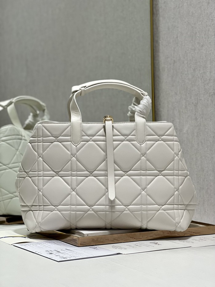 Handbag Dior 1188 size 37×43×22 cm