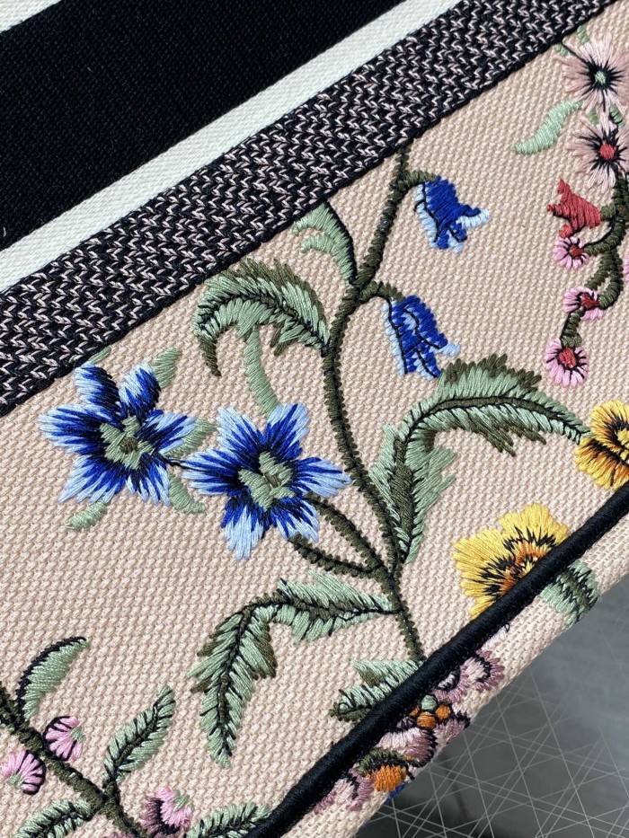 Handbag Dior size 36*18*28 cm