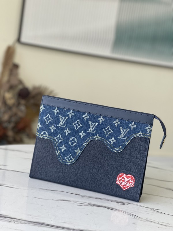 Handbag Louis Vuitton M45961 size 27 x 21 x 6cm