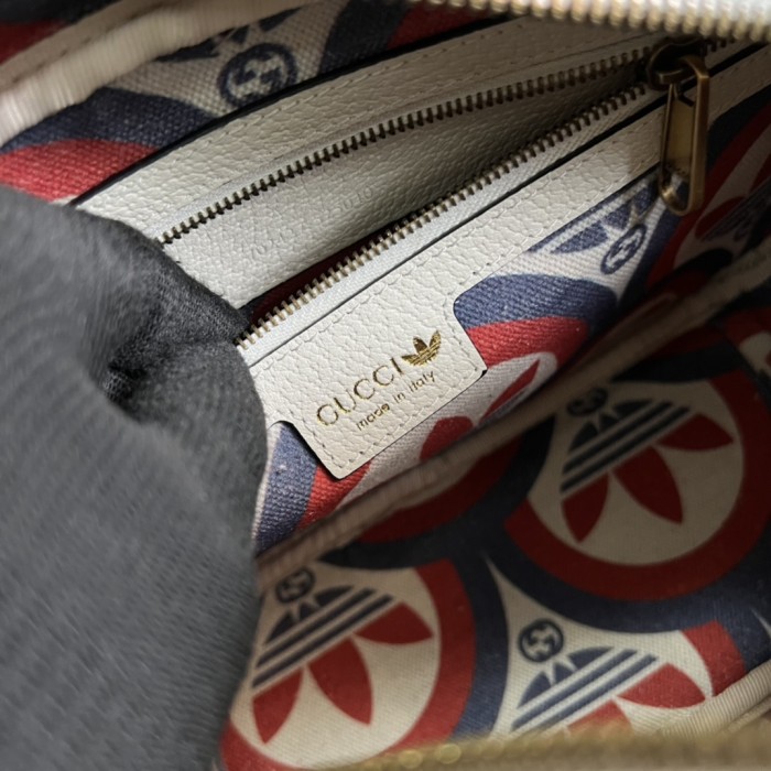 Handbag Gucci 702427 size 25*16*9.5 cm