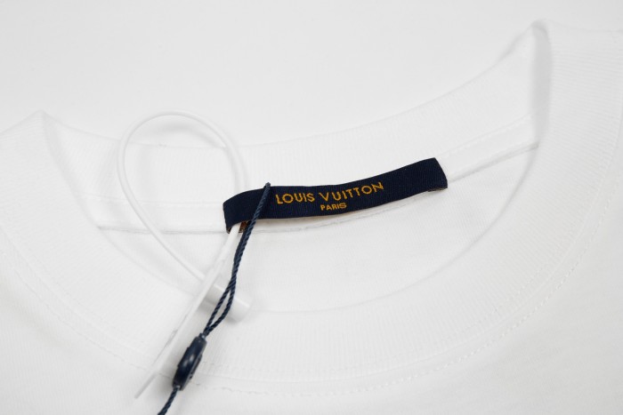 Clothes Louis Vuitton 394