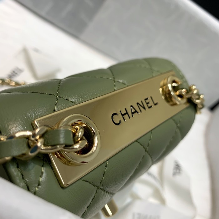 Handbag Chanel 82769 size 11 11 5 cm