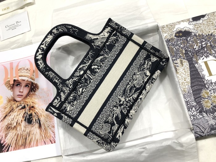 Handbag Dior S5475 size 22.5*24*8 cm