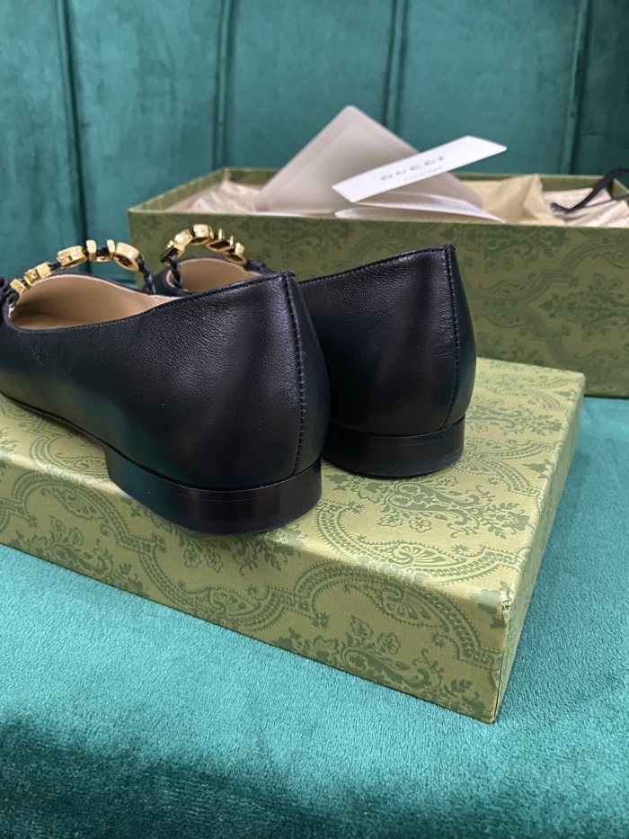 Gucci Women's pump with 'GUCCI' Women 10