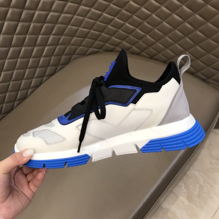 Prada Low Top sneaker 4