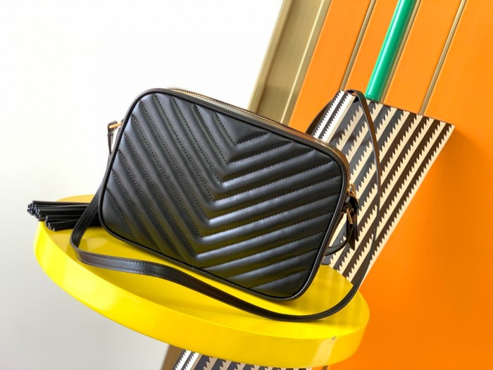 Handbags SAINT LAURENT 520534 size 23x16x6 cm