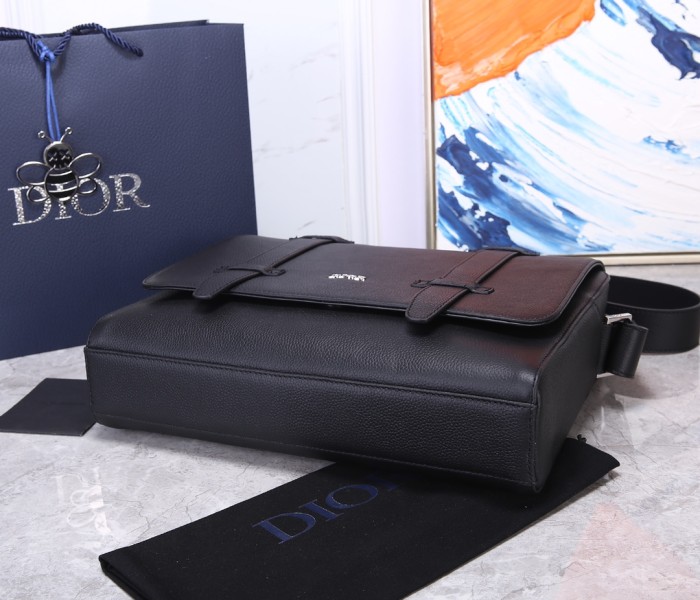 Handbag Dior 93344 size 34*25*5.5 cm