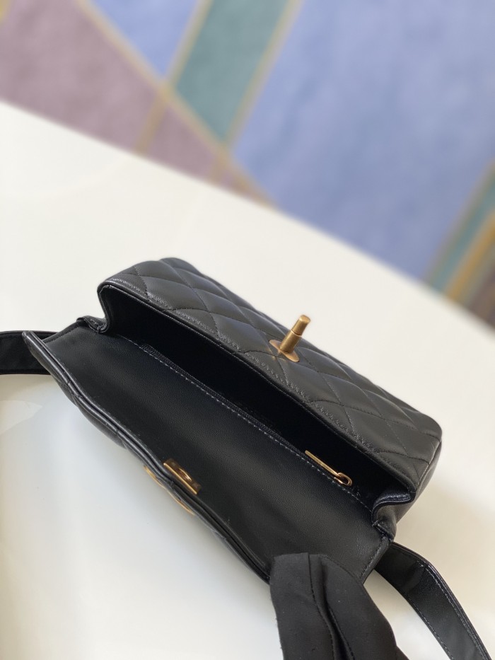 Handbag Chanel 99009 size 18*3.5*12 cm