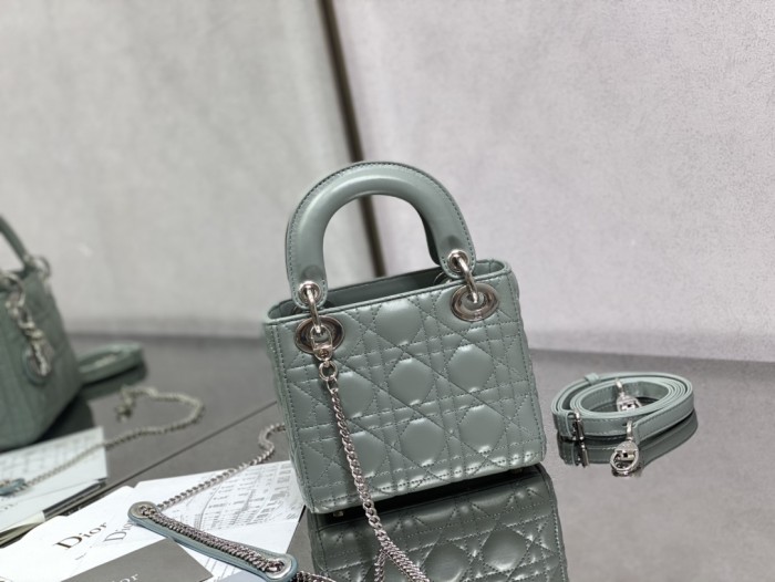 Handbag Dior size 17 cm