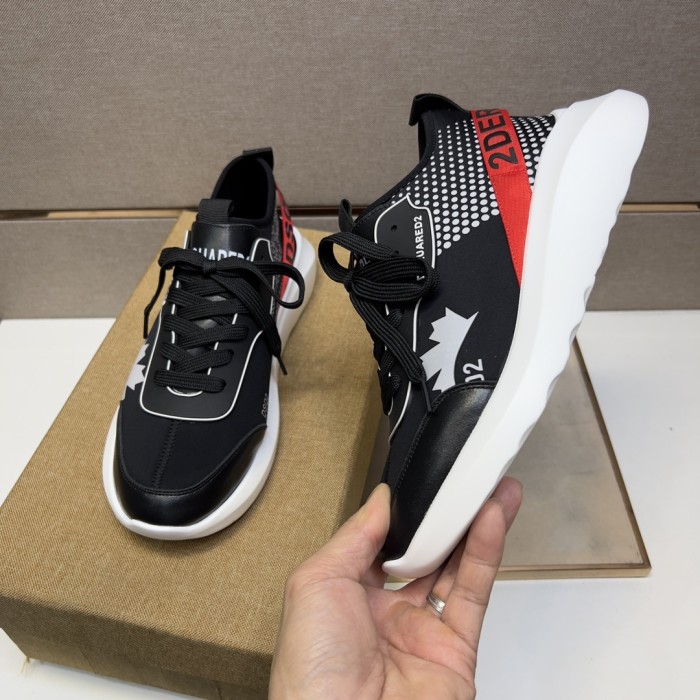DSQUARED2 sneaker 22
