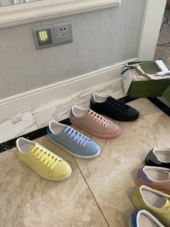 Gucci Women's Ace sneaker with bee sneaker 4