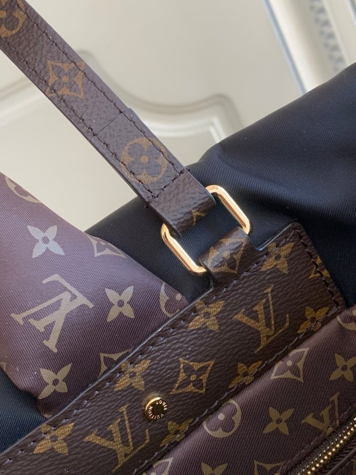 Handbag Louis Vuitton M59007 size 41 x 34 x 19 cm