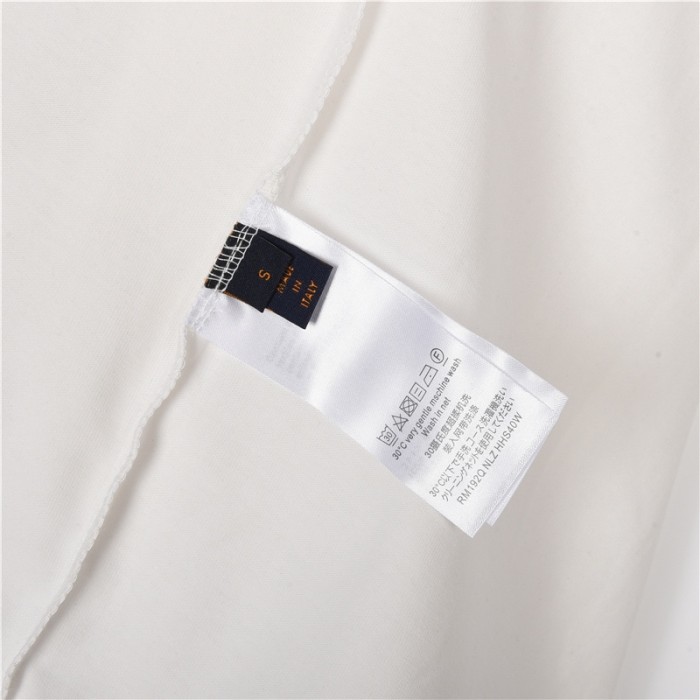 Clothes Louis Vuitton 138