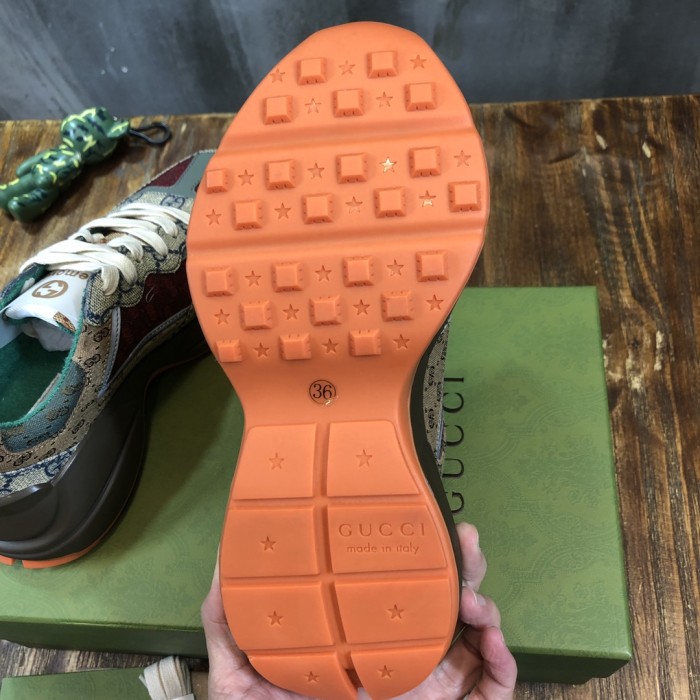 Gucci Rhyton sneaker 37