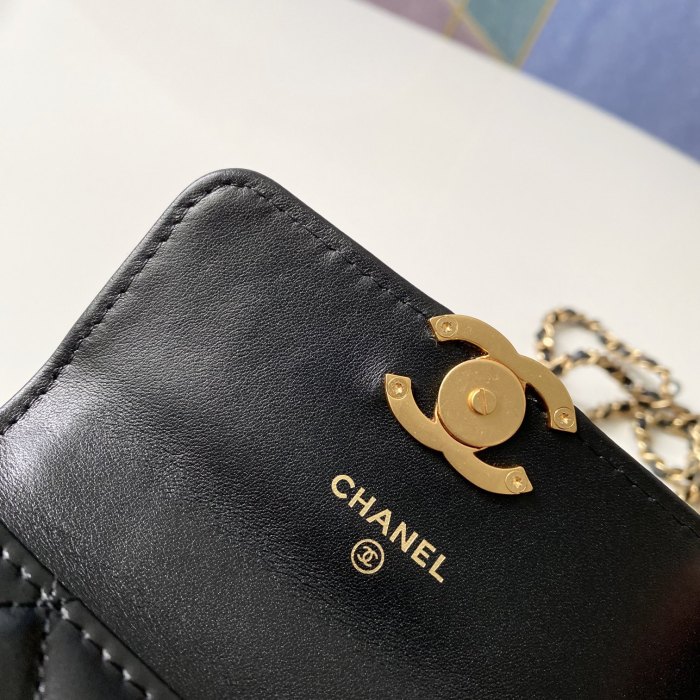 Handbag Chanel 81119 size 12 9.5 3 cm