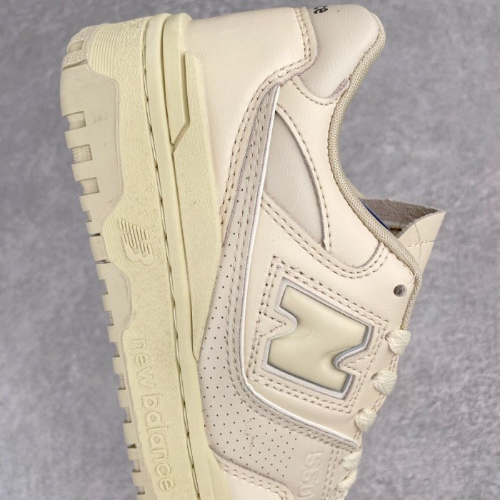 New Balance 550 AURALEE