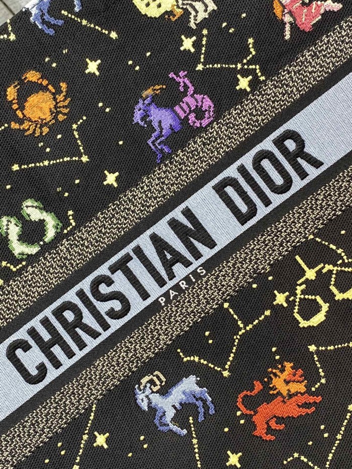 Handbag Dior size 42*18*35 cm