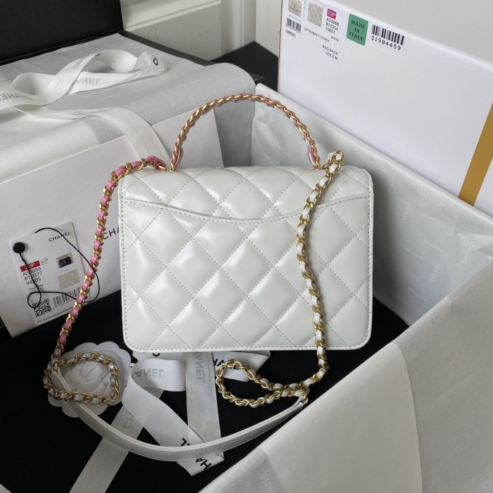Handbag Chanel AS3886 size 20X14X7.5 cm