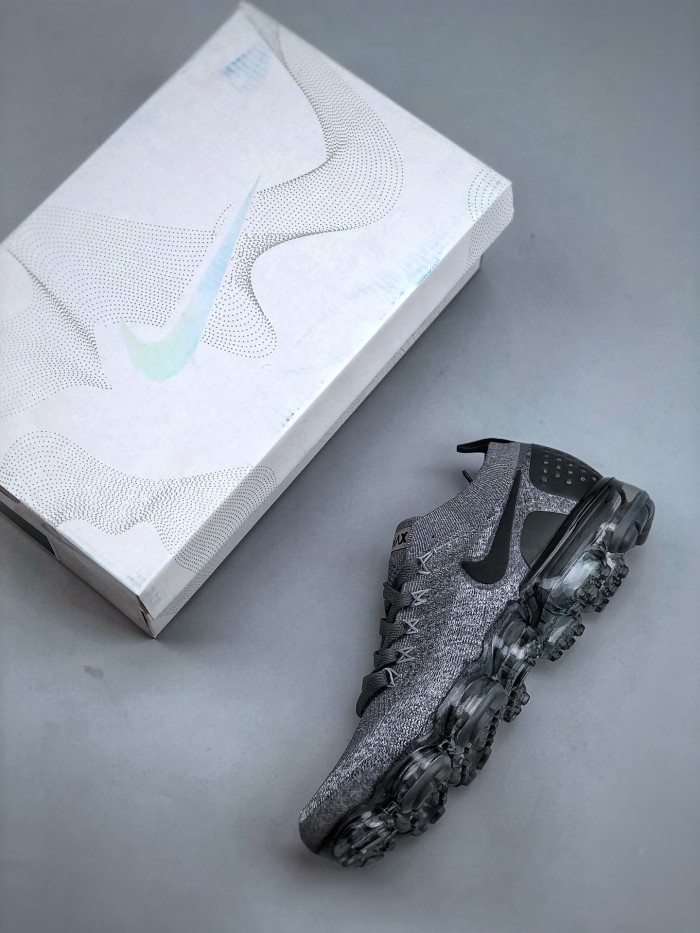 Nike Air VaporMax Flyknit 1.0 Sneaker 22
