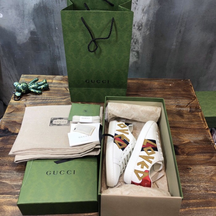 Gucci Ace Embroidered Love