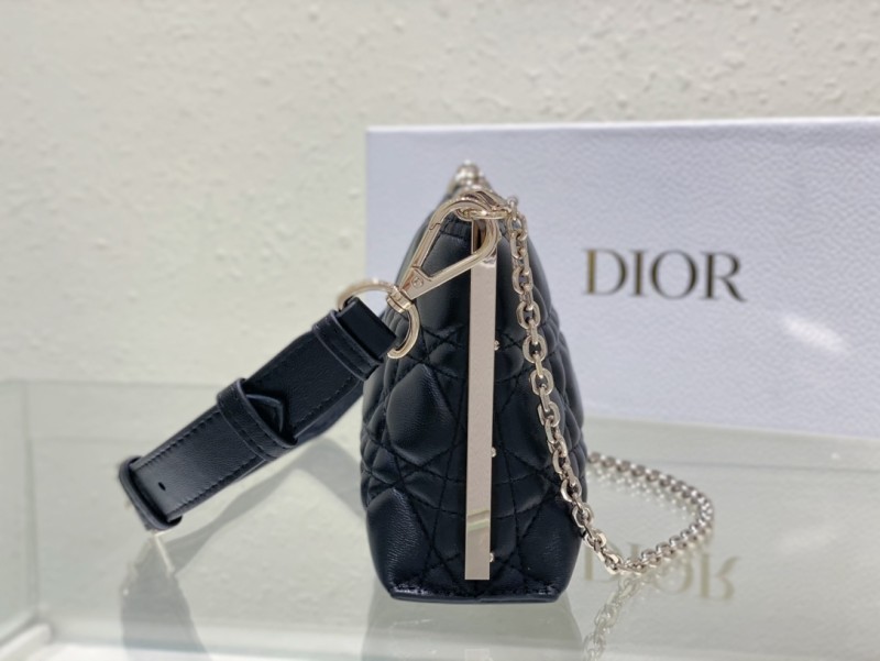 Handbag Dior size 27 x 12 x 5 cm