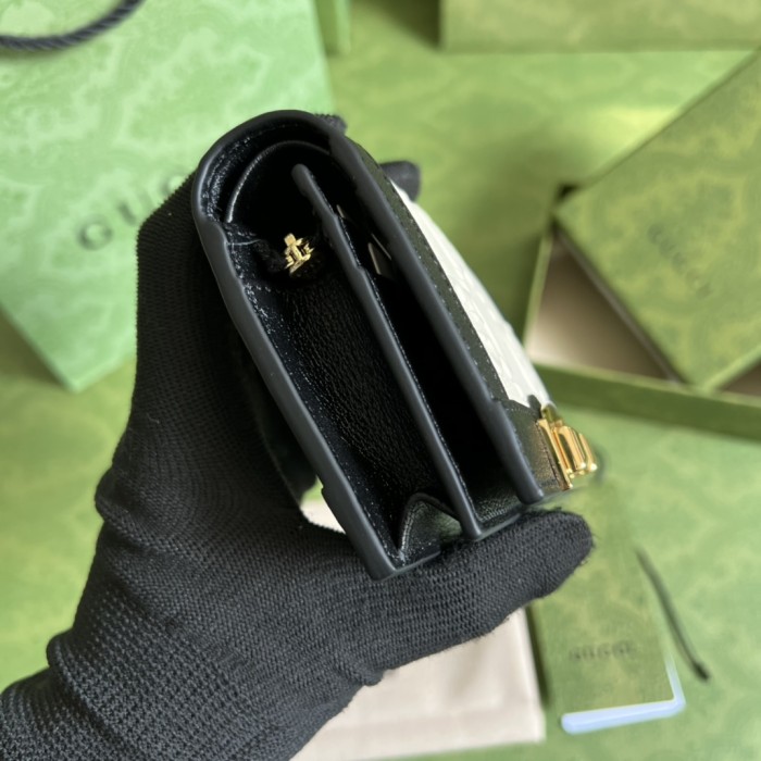 Handbag Gucci 676150 size 11*8.5*3 cm