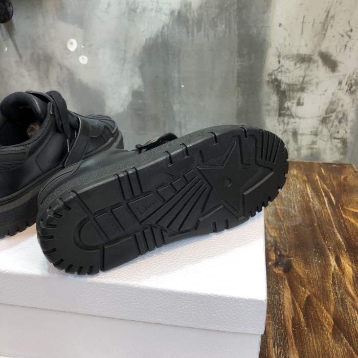Dior DIOR-ID Sneaker 1