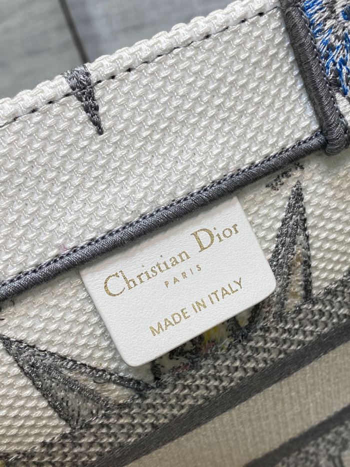 Handbag Dior size 26*8*22 cm