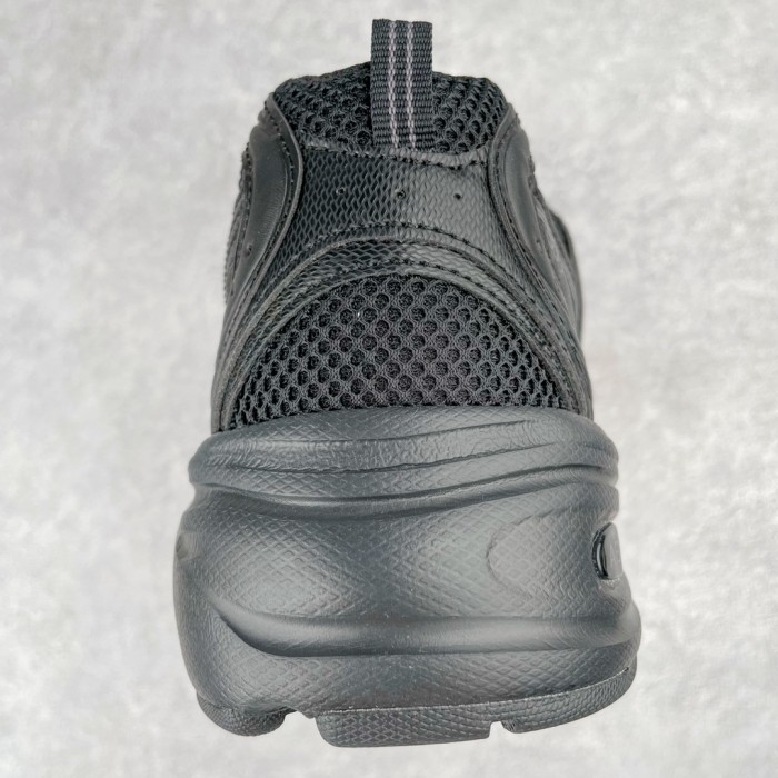 New Balance 530 Sneaker 1