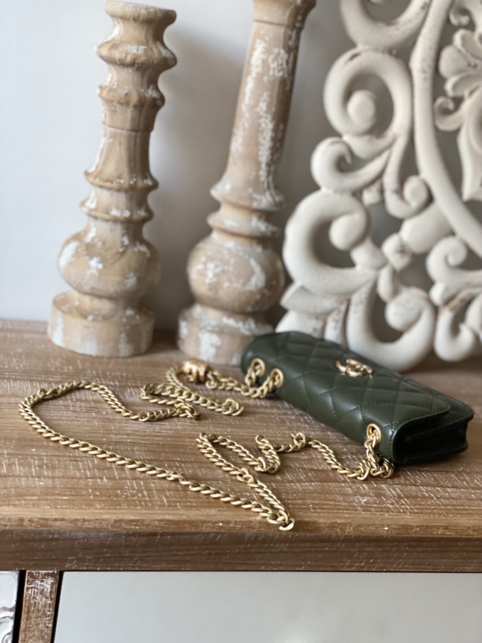 Handbag Chanel 81224 size 16 cm