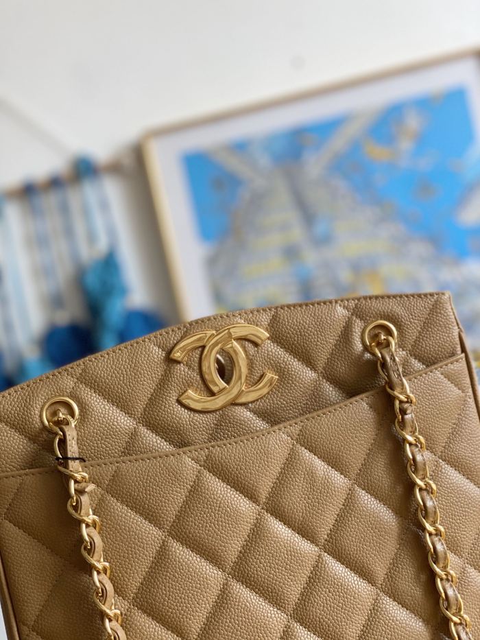 Handbag Chanel A99 size 28*9 *30 cm