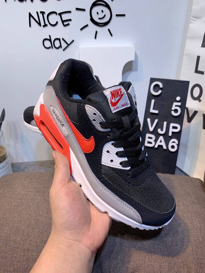 Nike Air Max 90 Sneaker 13