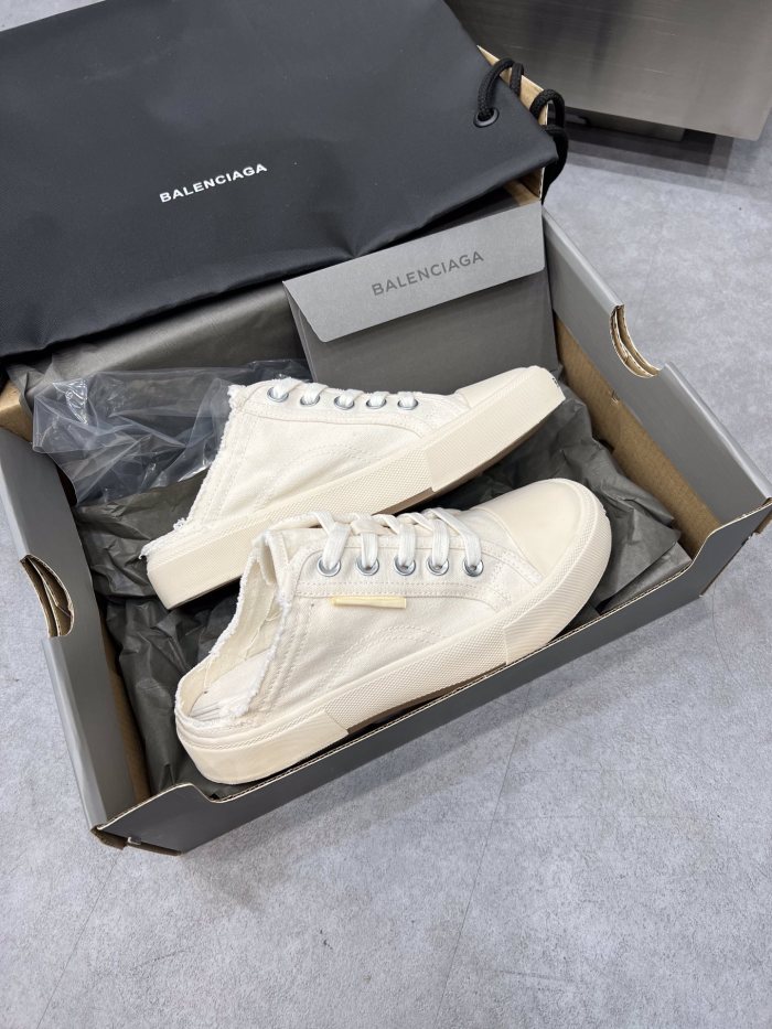 Balenciaga Paris Sneaker 4