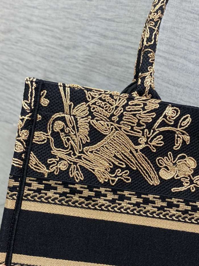 Handbag Dior size 36*18*28 cm